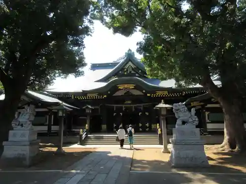 穴八幡宮の本殿・本堂