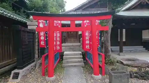 牛嶋神社の末社