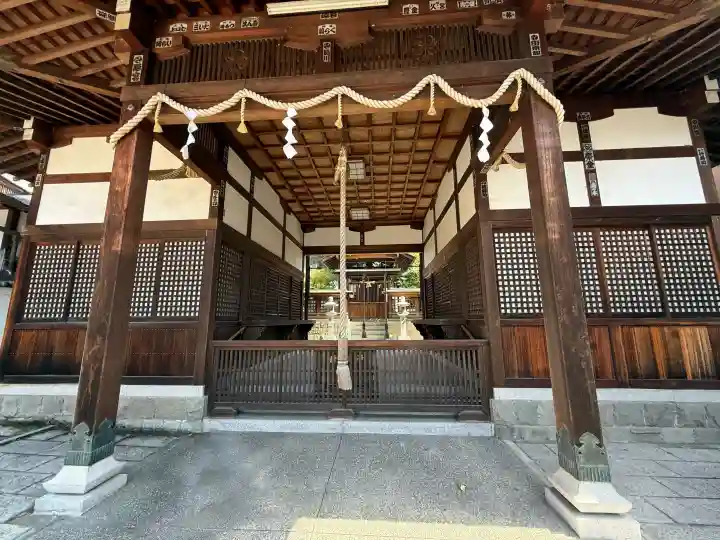 蛭子神社の{uncategorized: "未分類", other: "その他", undefined: "問題あり", building: "その他建物", grave: "お墓", sacred_gate: "鳥居", guardian: "狛犬", statue: "像", buddha: "仏像", history: "歴史", nature: "自然", garden: "庭園", animal: "動物", pagoda: "塔", temizu: "手水舎", mountain_gate: "山門・神門", sanctuary: "本殿・本堂", subordinate: "末社・摂社", art: "芸術", scenery: "景色", jizo: "地蔵", ema: "絵馬", goshuin: "御朱印", omikuji: "おみくじ", items: "授与品その他", amulet: "お守り", goshuincho: "御朱印帳", eats: "食事", festival: "お祭り", votive_dance: "神楽", shichigosan: "七五三参", wedding: "結婚式", experience: "体験その他", initially: "初詣", around: "周辺", anti_infection: "感染症対策"}