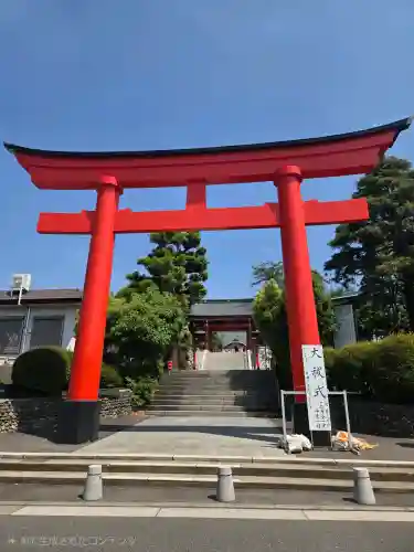 東伏見稲荷神社の{uncategorized: "未分類", other: "その他", undefined: "問題あり", building: "その他建物", grave: "お墓", sacred_gate: "鳥居", guardian: "狛犬", statue: "像", buddha: "仏像", history: "歴史", nature: "自然", garden: "庭園", animal: "動物", pagoda: "塔", temizu: "手水舎", mountain_gate: "山門・神門", sanctuary: "本殿・本堂", subordinate: "末社・摂社", art: "芸術", scenery: "景色", jizo: "地蔵", ema: "絵馬", goshuin: "御朱印", omikuji: "おみくじ", items: "授与品その他", amulet: "お守り", goshuincho: "御朱印帳", eats: "食事", festival: "お祭り", votive_dance: "神楽", shichigosan: "七五三参", wedding: "結婚式", experience: "体験その他", initially: "初詣", around: "周辺", anti_infection: "感染症対策"}