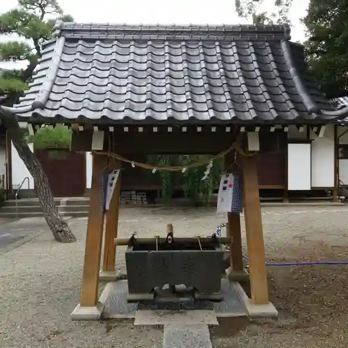 栗原氷川神社の手水舎