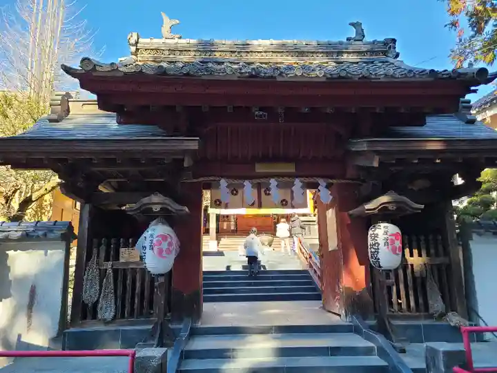岩水寺の山門・神門