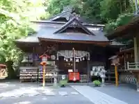 新倉富士浅間神社の本殿・本堂