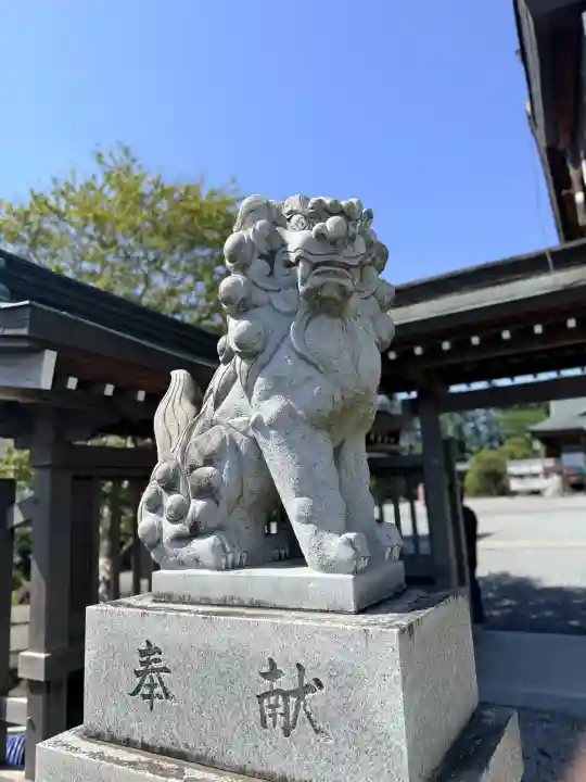 白鷺神社の{uncategorized: "未分類", other: "その他", undefined: "問題あり", building: "その他建物", grave: "お墓", sacred_gate: "鳥居", guardian: "狛犬", statue: "像", buddha: "仏像", history: "歴史", nature: "自然", garden: "庭園", animal: "動物", pagoda: "塔", temizu: "手水舎", mountain_gate: "山門・神門", sanctuary: "本殿・本堂", subordinate: "末社・摂社", art: "芸術", scenery: "景色", jizo: "地蔵", ema: "絵馬", goshuin: "御朱印", omikuji: "おみくじ", items: "授与品その他", amulet: "お守り", goshuincho: "御朱印帳", eats: "食事", festival: "お祭り", votive_dance: "神楽", shichigosan: "七五三参", wedding: "結婚式", experience: "体験その他", initially: "初詣", around: "周辺", anti_infection: "感染症対策"}