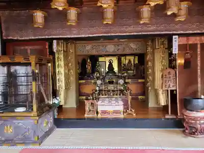 多聞院の本殿・本堂