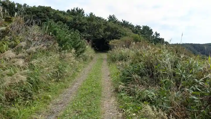 稲荷神社の庭園