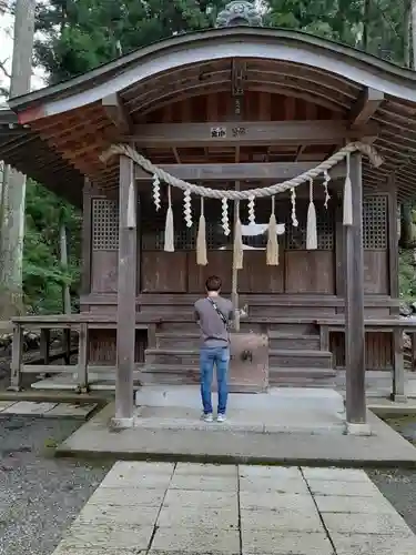 養澤神社の本殿・本堂