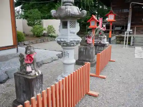 尾曳稲荷神社の狛犬
