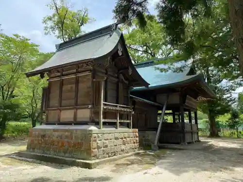 鮭神社の本殿・本堂