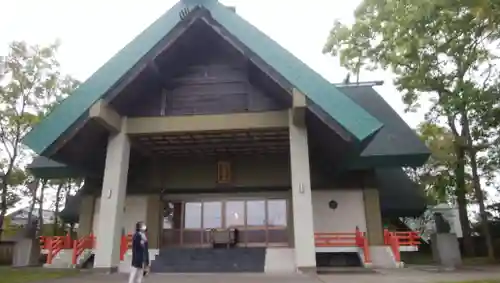 鳥取神社の本殿