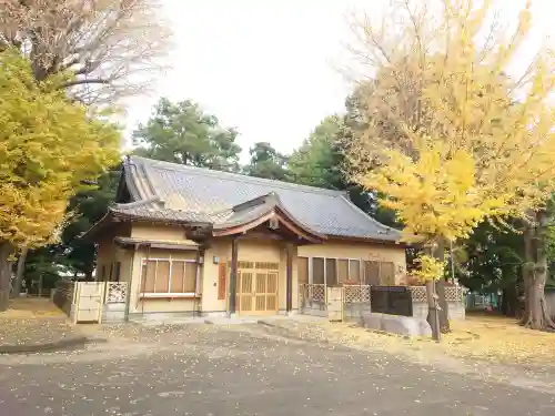 柴又八幡神社の{uncategorized: "未分類", other: "その他", undefined: "問題あり", building: "その他建物", grave: "お墓", sacred_gate: "鳥居", guardian: "狛犬", statue: "像", buddha: "仏像", history: "歴史", nature: "自然", garden: "庭園", animal: "動物", pagoda: "塔", temizu: "手水舎", mountain_gate: "山門・神門", sanctuary: "本殿・本堂", subordinate: "末社・摂社", art: "芸術", scenery: "景色", jizo: "地蔵", ema: "絵馬", goshuin: "御朱印", omikuji: "おみくじ", items: "授与品その他", amulet: "お守り", goshuincho: "御朱印帳", eats: "食事", festival: "お祭り", votive_dance: "神楽", shichigosan: "七五三参", wedding: "結婚式", experience: "体験その他", initially: "初詣", around: "周辺", anti_infection: "感染症対策"}
