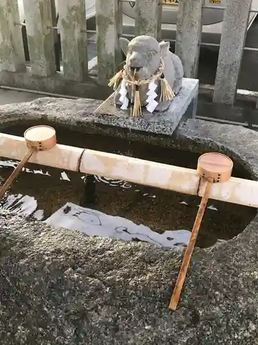 羊神社の手水舎