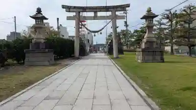 高岡関野神社の庭園
