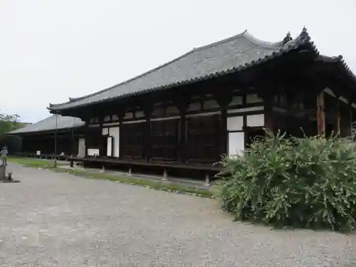 元興寺の本殿・本堂