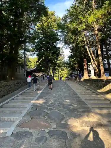 諏訪大社下社秋宮(長野県)