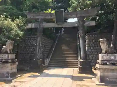 品川神社の鳥居