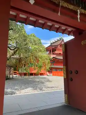 富士山本宮浅間大社の山門・神門