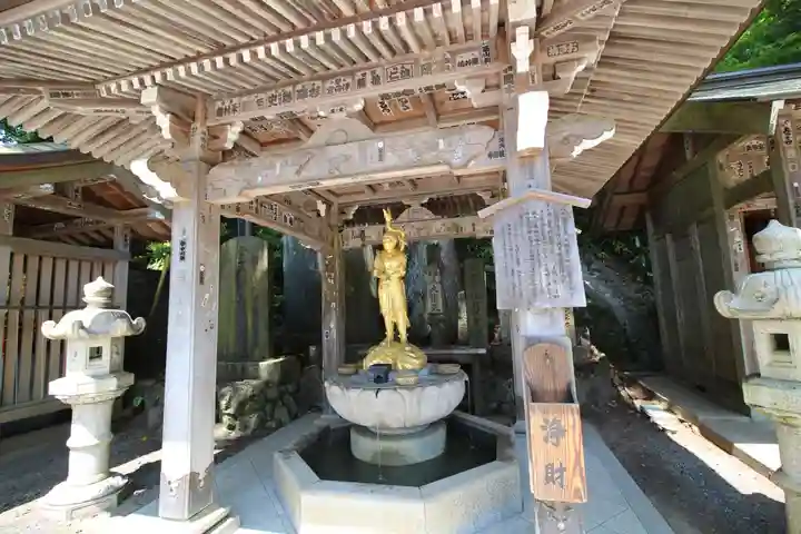 高尾山薬王院(東京都)