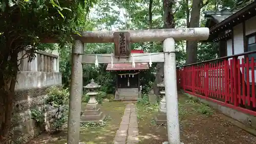 敷島神社の鳥居