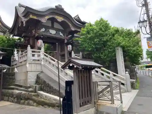 湯島天満宮の山門