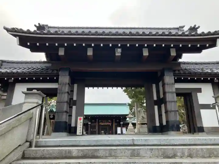 吹揚神社の山門・神門