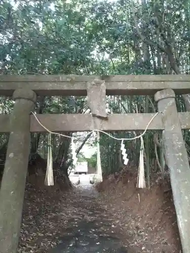 若宮八幡社の鳥居