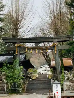 諏訪大社上社前宮(長野県)