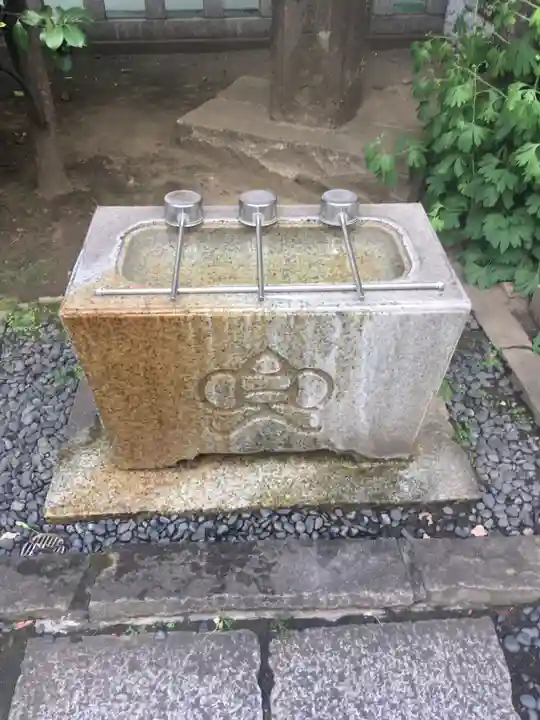 兜神社の手水舎