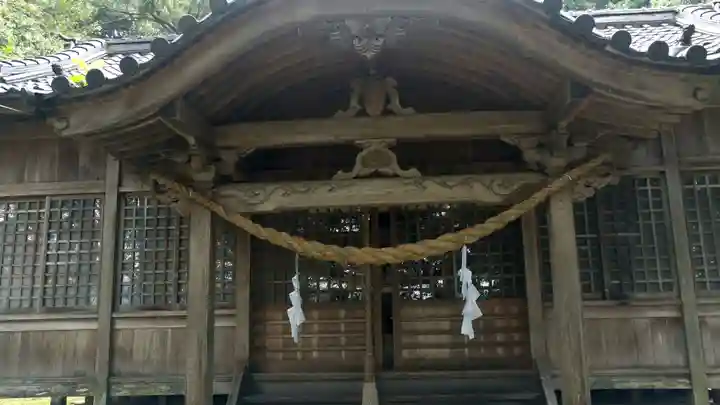 大隅神社の本殿・本堂