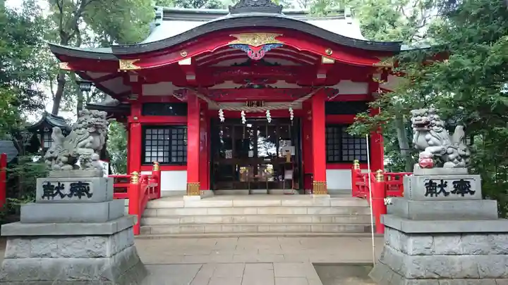 赤堤六所神社の本殿・本堂