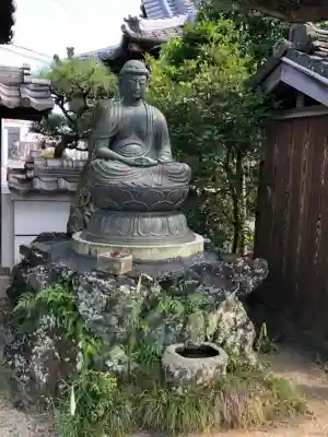 最勝寺の{uncategorized: "未分類", other: "その他", undefined: "問題あり", building: "その他建物", grave: "お墓", sacred_gate: "鳥居", guardian: "狛犬", statue: "像", buddha: "仏像", history: "歴史", nature: "自然", garden: "庭園", animal: "動物", pagoda: "塔", temizu: "手水舎", mountain_gate: "山門・神門", sanctuary: "本殿・本堂", subordinate: "末社・摂社", art: "芸術", scenery: "景色", jizo: "地蔵", ema: "絵馬", goshuin: "御朱印", omikuji: "おみくじ", items: "授与品その他", amulet: "お守り", goshuincho: "御朱印帳", eats: "食事", festival: "お祭り", votive_dance: "神楽", shichigosan: "七五三参", wedding: "結婚式", experience: "体験その他", initially: "初詣", around: "周辺", anti_infection: "感染症対策"}