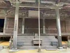 羽賀寺の本殿