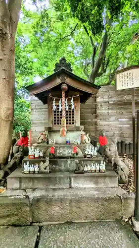 鎮守氷川神社の末社