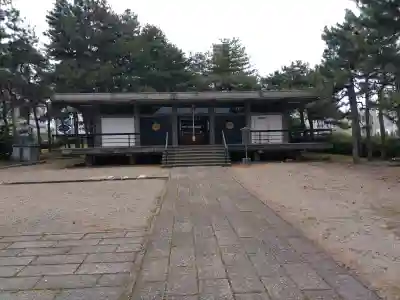 福井神社の{uncategorized: "未分類", other: "その他", undefined: "問題あり", building: "その他建物", grave: "お墓", sacred_gate: "鳥居", guardian: "狛犬", statue: "像", buddha: "仏像", history: "歴史", nature: "自然", garden: "庭園", animal: "動物", pagoda: "塔", temizu: "手水舎", mountain_gate: "山門・神門", sanctuary: "本殿・本堂", subordinate: "末社・摂社", art: "芸術", scenery: "景色", jizo: "地蔵", ema: "絵馬", goshuin: "御朱印", omikuji: "おみくじ", items: "授与品その他", amulet: "お守り", goshuincho: "御朱印帳", eats: "食事", festival: "お祭り", votive_dance: "神楽", shichigosan: "七五三参", wedding: "結婚式", experience: "体験その他", initially: "初詣", around: "周辺", anti_infection: "感染症対策"}