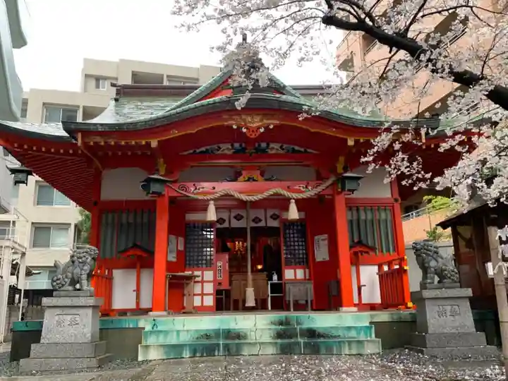 四宮神社の本殿・本堂
