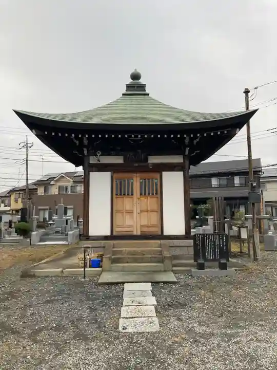 六斎堂の本殿・本堂