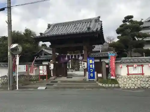 頭陀寺の山門・神門
