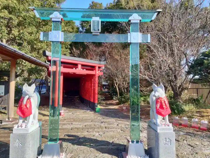 神徳稲荷神社の鳥居