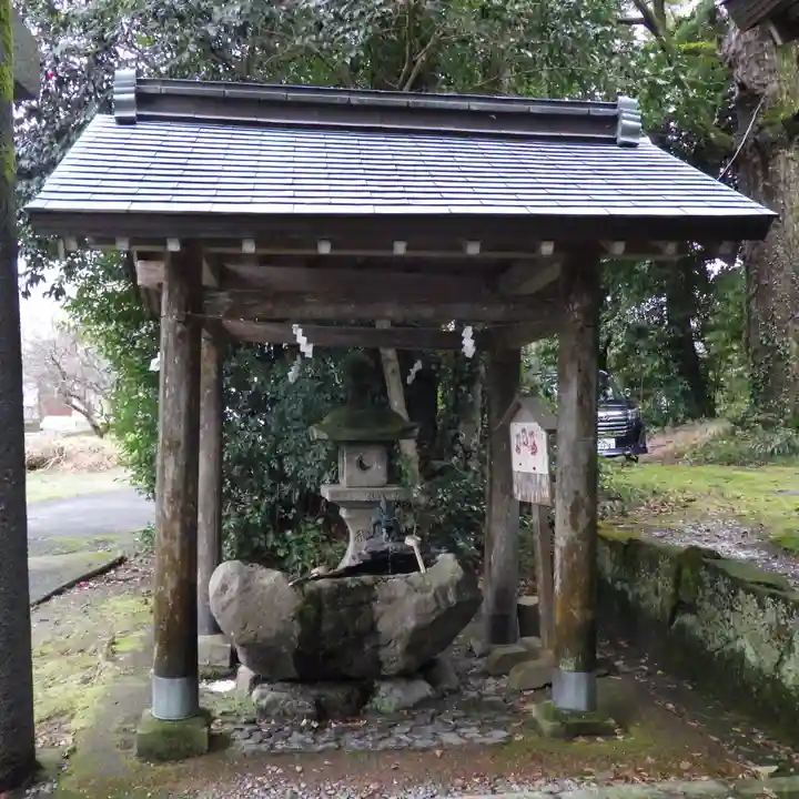 加知彌神社の手水舎