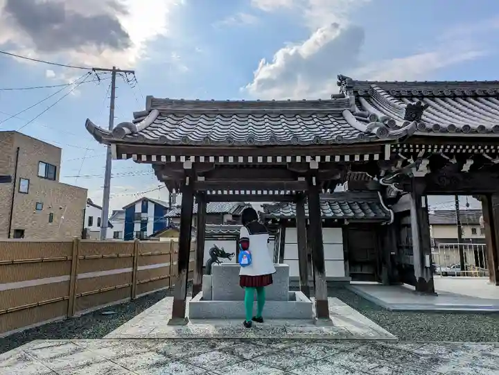 妙楽寺の手水舎