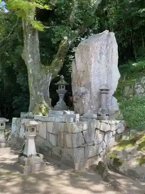 恩徳寺古立石不動明王(岡山県)