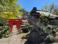 与次郎稲荷神社のその他建物