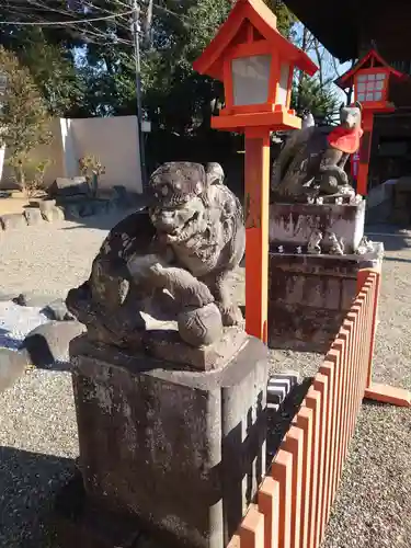 尾曳稲荷神社の狛犬