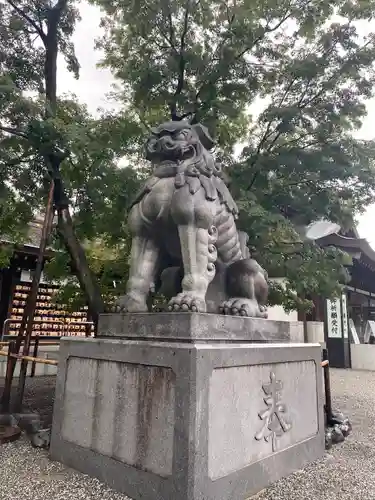 寒川神社の狛犬