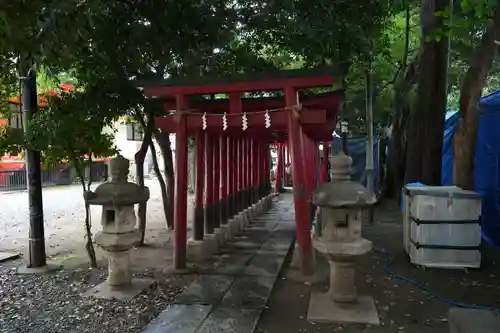 花園神社の鳥居
