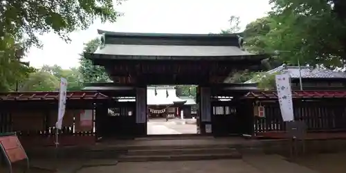 峯ヶ岡八幡神社の山門・神門