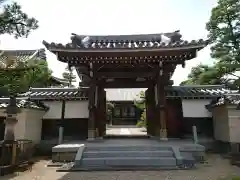 東勝寺の山門