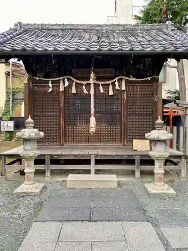 薬師神社の本殿