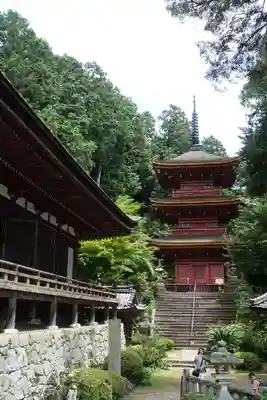 長命寺の塔