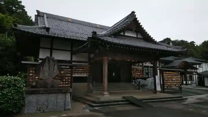文殊寺の本殿・本堂